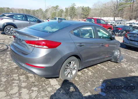 2017 Hyundai Elantra Se z USA, uszkodzony, nr VIN KMHD84LF6HU185950